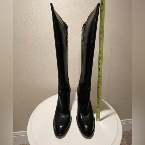 Once worn, forever adored! Cole Haan’s “Georgina” HOT knee-highs w/Nike Air tech - Picture 3 of 10